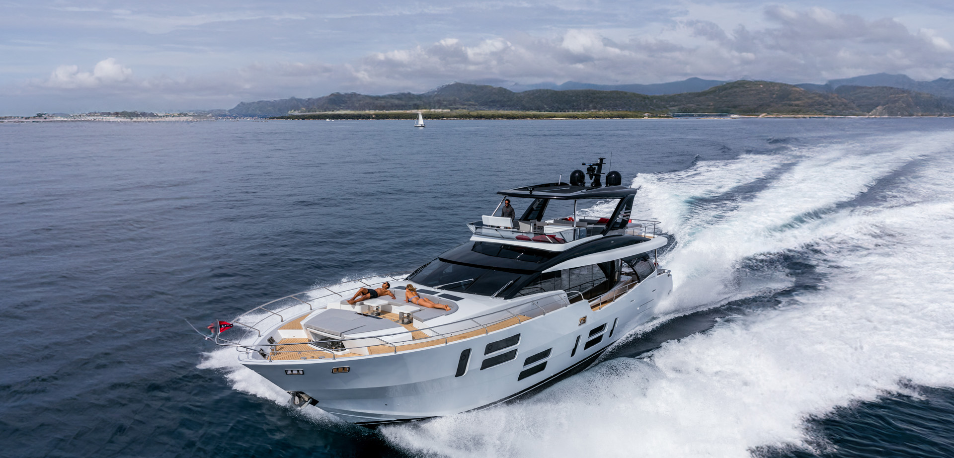 Canados Yachts - Canados 808 Maximus